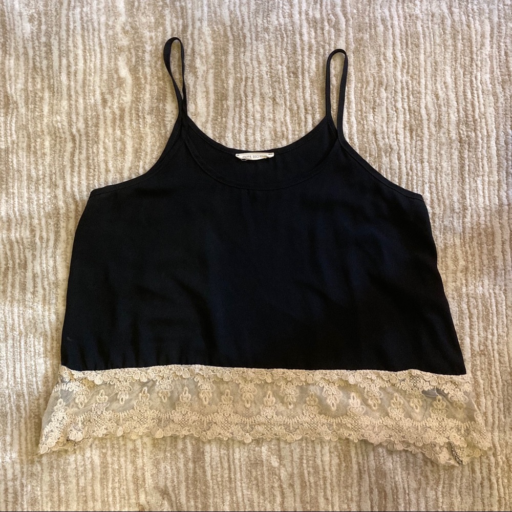 Black spaghetti straps camisole w lace | one size